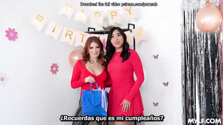 Fiesta de lencería que desnudé para mi madrastra y sus amigas ...