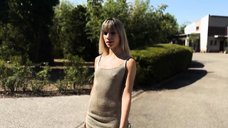 Megan Love - Unexpected Massage At The Park (22.10.2025) rq