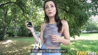 Valentina Blanco follando en el parque