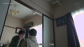 [ROE-411] “Come see me whenever you’re feeling horny…” The woman I asked to take my virginity at a m