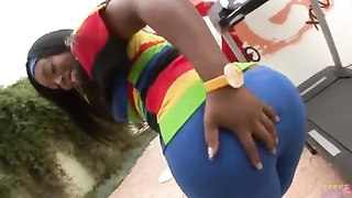 mike-stretches-janea-jolie-black-ass