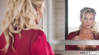 Phoenix Marie - BBC-Obsessed MILF Phoenix Goes Airtight (19.11.2025) rq