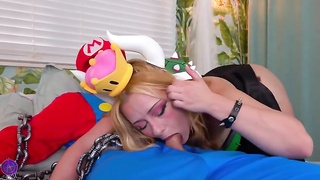 Zoey Uso Bowsette Cosplay Fucks Mario Hard And Messy