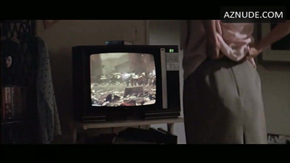 Mary-Louise Parker Underwear Scene in Grand Canyon