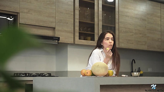 Karolin Gomez - Elegant Look XXX