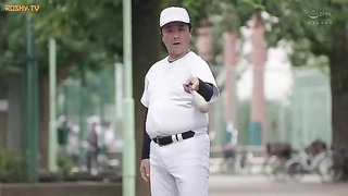 [JUQ-561] The Coachs Wife is Repeatedly Impregnated with the Grudge of Baseball Players 1000 Knock C