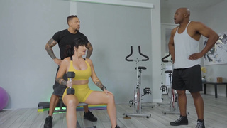 Shay Fox - Two Trainers Creampies With MILF After Workout (20/12/25)