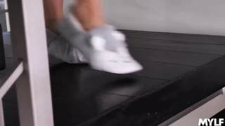 Busty Lesbian Babes Strapon Loves