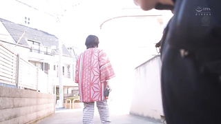 [JUQ-823] After being dumped by my girlfriend, I was completely enveloped by the next-door housewife