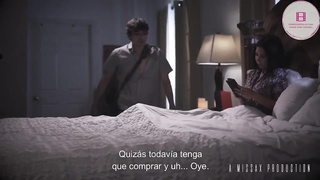 Brooke Barclays - Mirando porno con Brooke Sub Esp