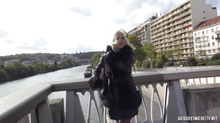 JacquieEtMichelTV Laurence 37 Insurance Agent @Burundel