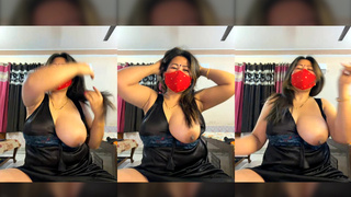 88pink Nepali Randi bhabhi one boobs open show