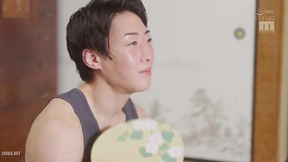 [MIDA-474] Reunited with my childhood friend gal who got dumped by her handsome city boyfriend back