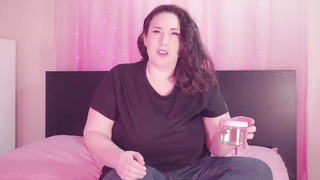 Kitty LeRoux Mommy Wants to Be An E-girl