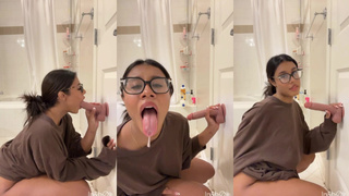 Trulyissa sucks dick and dirty talks 1