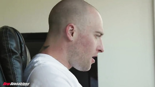 Sister helps step brother when he watching porn - Brooklyn Gray