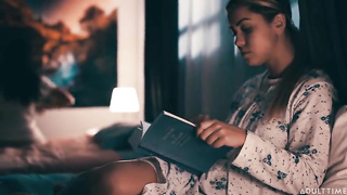 hot lesbian sex - What Set Us Apart