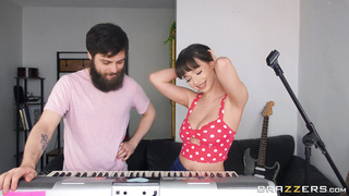 Brazzers - Jessica Makes Music (2020) Jessica Starling & Vitally Vox xxx