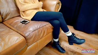 Stevie Brings Kataljna Kittin (2020)