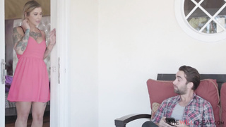 Female cheats on boyfriend with their roommate