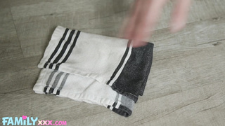 MILF Krissy Lynn Gets Dick In The Kitchen