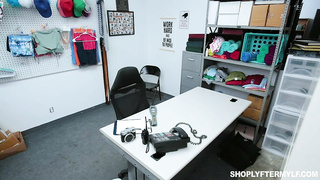 Suspect is a blonde woman over the agevideo thirty