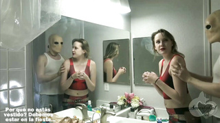 Mi madre piensa que soy papá y me la follo en halloweenn sub