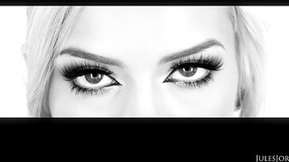 Alex Grey Gets Split In Half From A Double Penetration