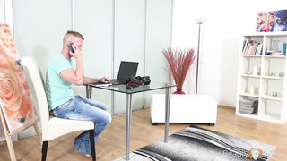 Lady Beautiful Model Is Fucked by Her Photographer