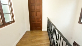 gia-derza-su-hermanastro-le-ensena-sobre-el-sexo-sub_esp