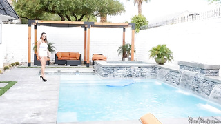 Mature Porn Free 2022.01.12 Sofi Ryan Pool Boy XXX Video