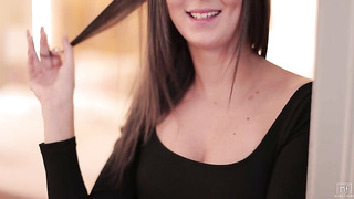 Romantic Sex Video Porn Free 2022.04.28 Isabella De Laa Work Can Wait XXX