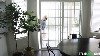 2025-Teen XXX Videos 2022.07.14 Kimmy Kim Petite Neighbor Makes It Fit XXX