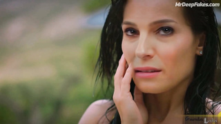 Natalie Portman beach Deepfake