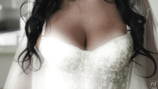 Mona xxx & xxx Snow – Busty Babe From Beyond The Veil xxx