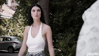 Sofa (2022) Simon Kitty