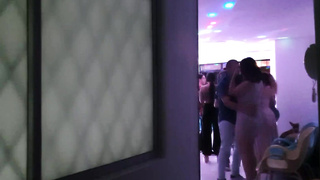 Kathalina Me folla el hermano de mi esposo en su fiesta a escondidas y acaba en mi boca(1080P)