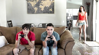 Mom Porn 2022.11.30 Artemisia Love Stepmoms Hot Workout xxx