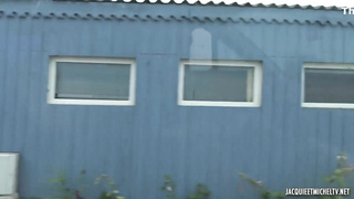 Lilou, 22ans, la beauté de l'île d'Oléron, avec deux hommes ! Une bombe atomique de l'île d'Oléron :