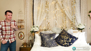 Lady Ava - Hubby's late, but 60 years old lady has a young date