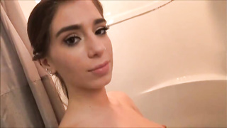 Joselyn Kelly seducida por papa