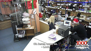 Czech Amataur sucks for money