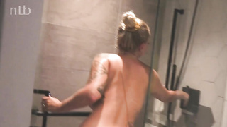 My mom and her fiend hianden cam