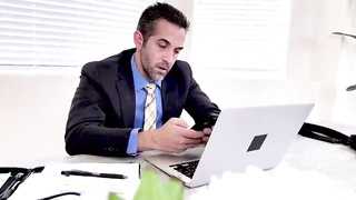 Lindsay lakes Milf loves dick