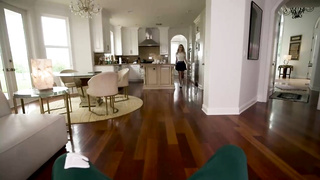 Jill Kassidy loves chocolate dong