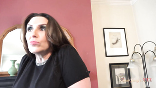 Hottest British Milf Aguayon