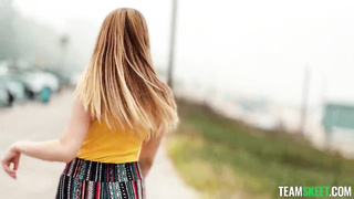 2025-Sahara Skye loves dick