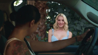 brunette and blonde lesbians