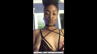 Dominican OF Model Shakes Butt