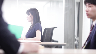 SONE-026 My plump and beautiful boss, who is rumored to have a J-cup, invited me for a drink